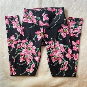 NWOT Dorothy Draper Akakina Sport Legging